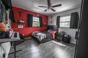 7400 NW 1st Ct, Pembroke Pines, FL 33024 - Photo 44