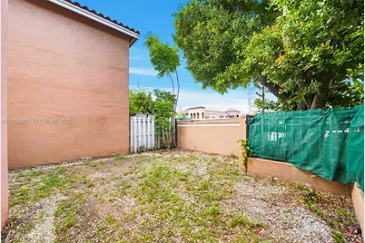 8684 NW 1st St #0, Miami, FL 33126 - Photo 46