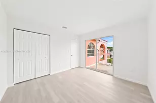 8684 NW 1st St, Miami, FL 33126 - Photo 28