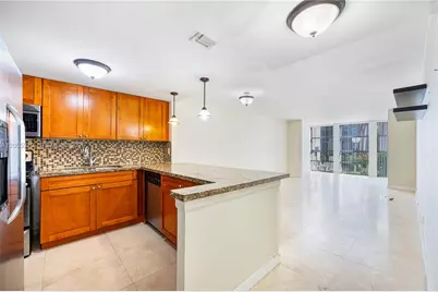 601 Three Islands Blvd #112, Hallandale Beach, FL 33009 - Photo 2
