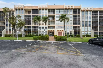 601 Three Islands Blvd #112, Hallandale Beach, FL 33009 - Photo 16