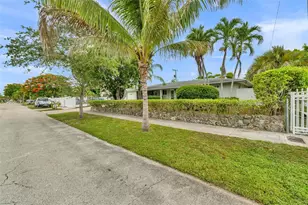 9921 SW 165th Terrace, Miami, FL 33157 - Photo 2