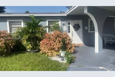 6260 Kimberly Blvd, North Lauderdale, FL 33068 - Photo 2