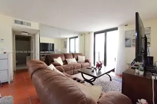 1621 Collins Ave, Miami Beach, FL 33139 - Photo 18