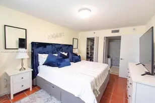1621 Collins Ave, Miami Beach, FL 33139 - Photo 22