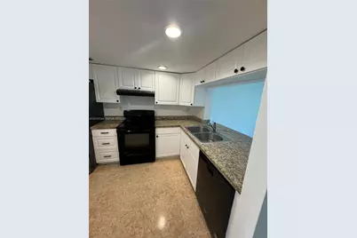 9050 NW 28th St #136, Coral Springs, FL 33065 - Photo 2