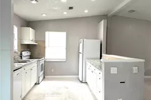 7541 Atlanta St, Hollywood, FL 33024 - Photo 4