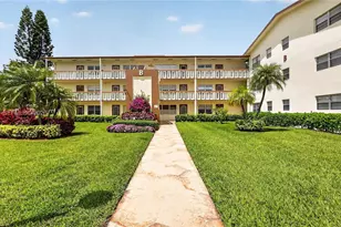 48 Mansfield B, Boca Raton, FL 33434 - Photo 1