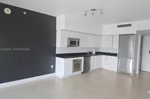 92 SW 3rd St, Miami, FL 33130 - Photo 2