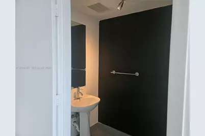 92 SW 3rd St #1808, Miami, FL 33130 - Photo 8