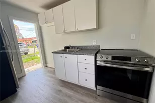 2237 Wilson St, Hollywood, FL 33020 - Photo 14