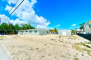 133 Indies Rd, Lower Sugarloaf Key, FL 33042 - Photo 2