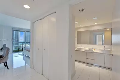 2600 E Hallandale Beach Blvd #T1902, Hallandale Beach, FL 33009 - Photo 54