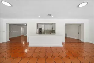 220 NW 130th Ave, Miami, FL 33182 - Photo 12