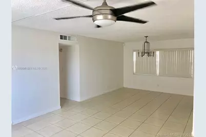 121 Golden Isles Dr #407, Hallandale Beach, FL 33009 - Photo 6