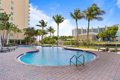3330 NE 190th St #1010, Aventura, FL 33180 - Photo 40