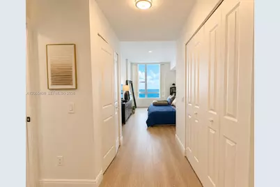 2641 N Flamingo Road #2706N, Sunrise, FL 33332 - Photo 8