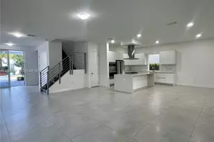 10250 NW 74th Terrace, Doral, FL 33178 - Photo 12