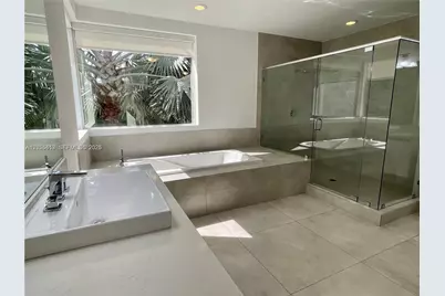 10250 NW 74th Ter #0, Doral, FL 33178 - Photo 18