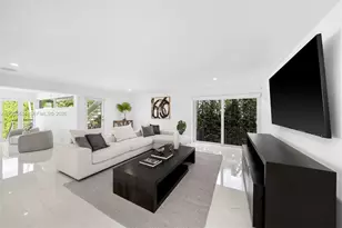 6832 Sunrise Ct, Coral Gables, FL 33133 - Photo 12