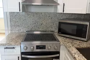 101 SE 4th Ave, Hallandale Beach, FL 33009 - Photo 4