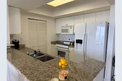 19501 W Country Club Dr #1705, Aventura, FL 33180 - Photo 6