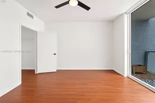 253 NE 2nd St, Miami, FL 33132 - Photo 4