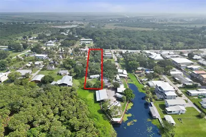 1059 Marina Ln, Moore Haven, FL 33471 - Photo 6