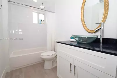 427 NW 34th St #4, Miami, FL 33127 - Photo 12
