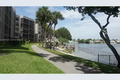 1100 Colony Point Cir #206, Pembroke Pines, FL 33026 - Photo 28