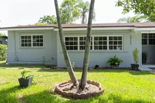 20530 Eagle Nest Rd, Cutler Bay, FL 33189 - Photo 2