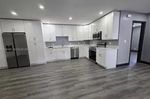 8227 NW 39th St, Coral Springs, FL 33065 - Photo 8