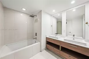1300 S Miami Ave, Miami, FL 33130 - Photo 12