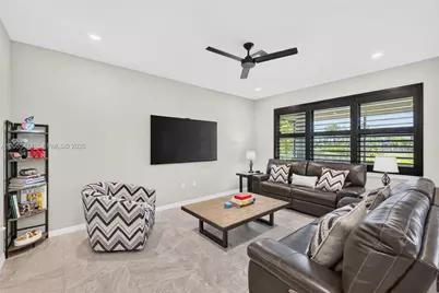 4460 Gramercy Dr, Oakland Park, FL 33309 - Photo 4