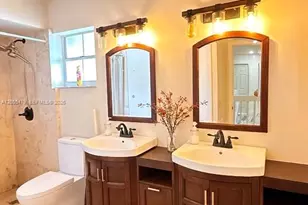 7733 NW 192nd St, Hialeah, FL 33015 - Photo 20