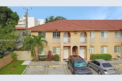 242 E 3rd St #205, Hialeah, FL 33010 - Photo 2