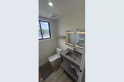 1244 NW 32nd St, Miami, FL 33142 - Photo 4