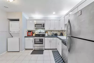 2844 NW 42nd Ave, Coconut Creek, FL 33066 - Photo 10
