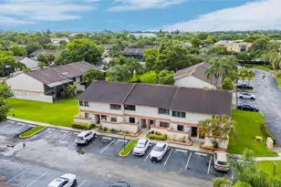 7050 SW 42nd Ct, Davie, FL 33314 - Photo 20