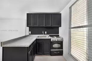 418 S 24th Ave, Hollywood, FL 33020 - Photo 12