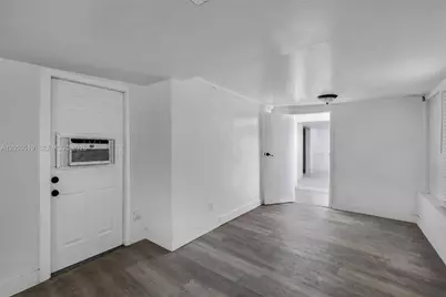 418 S 24th Ave, Hollywood, FL 33020 - Photo 8