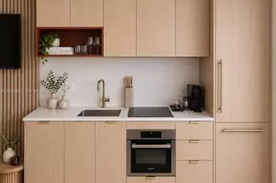 90 NE 32nd St, Miami, FL 33137 - Photo 4