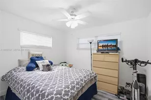 6871 NW 28th St, Sunrise, FL 33313 - Photo 14