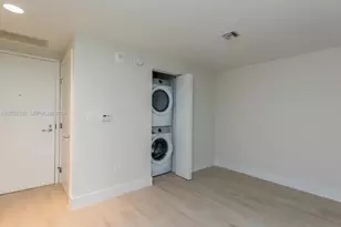 16385 Biscayne Blvd, North Miami Beach, FL 33160 - Photo 8