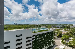 16385 Biscayne Blvd, North Miami Beach, FL 33160 - Photo 30