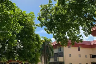 10901 N Kendall Dr, Miami, FL 33176 - Photo 24