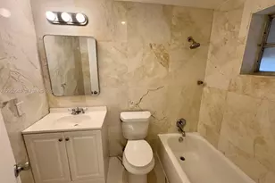 10901 N Kendall Dr, Miami, FL 33176 - Photo 2