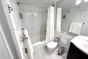 5445 Collins Ave, Miami Beach, FL 33140 - Photo 10