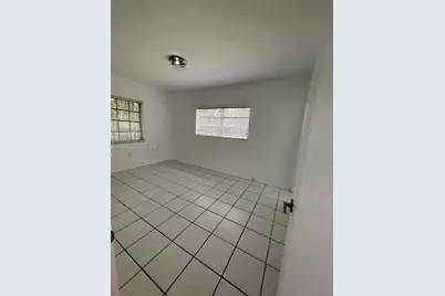 828 Lorca St, Coral Gables, FL 33134 - Photo 10