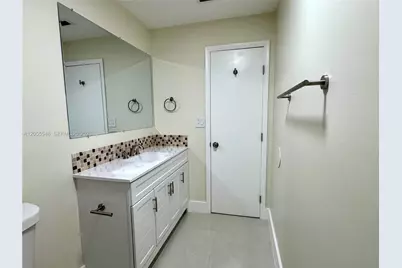 19360 SW 103rd Ct #A, Cutler Bay, FL 33157 - Photo 16